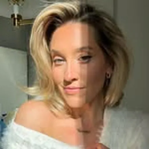 @nicole_radon profile image