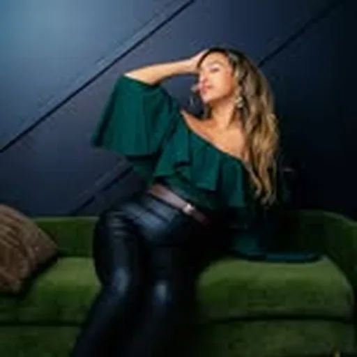 @nicolemfayala profile image
