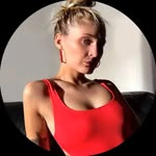 @nikkinixxx profile image
