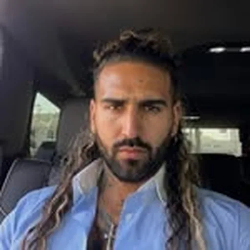 @nikoomor profile image