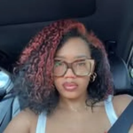 @ninaisit profile image