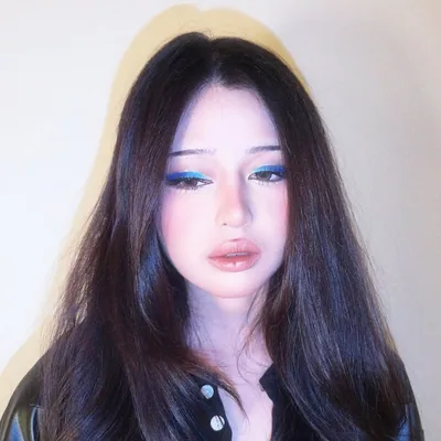 @ninanicoleq profile image