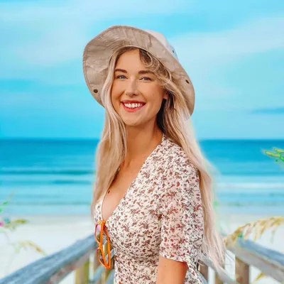 @noellefoley profile image