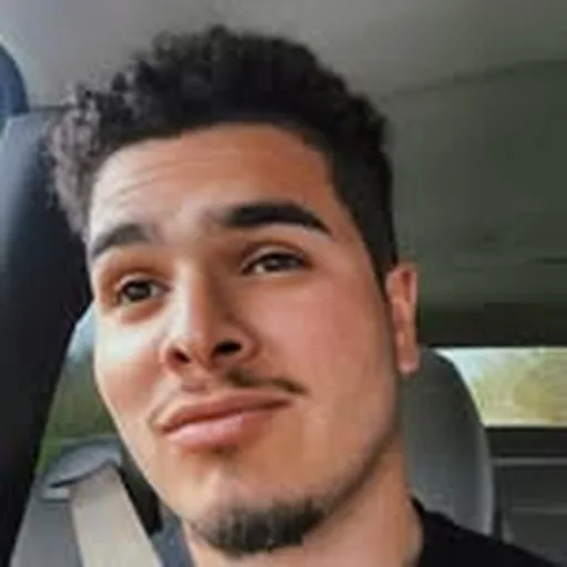 @nothin_but_harry profile image