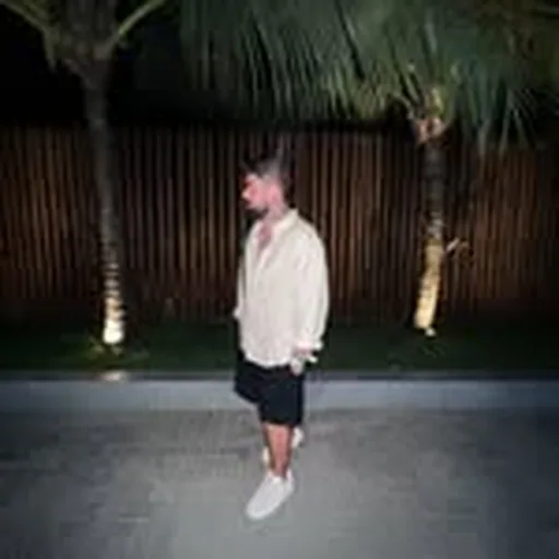 @noubru_ profile image