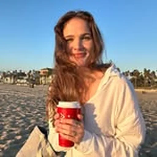 @nourishedwithnatalie profile image