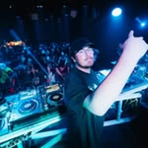 @nrvedubs profile image