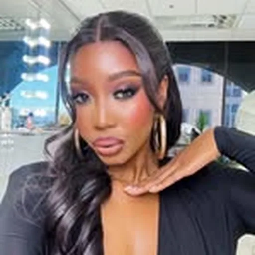 @nthatimakeup profile image