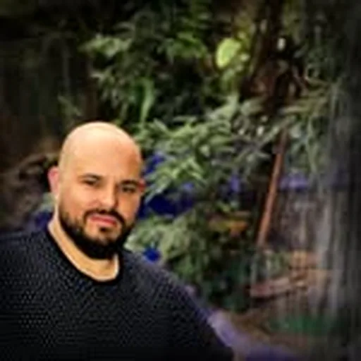 @o_christopherscott_o profile image