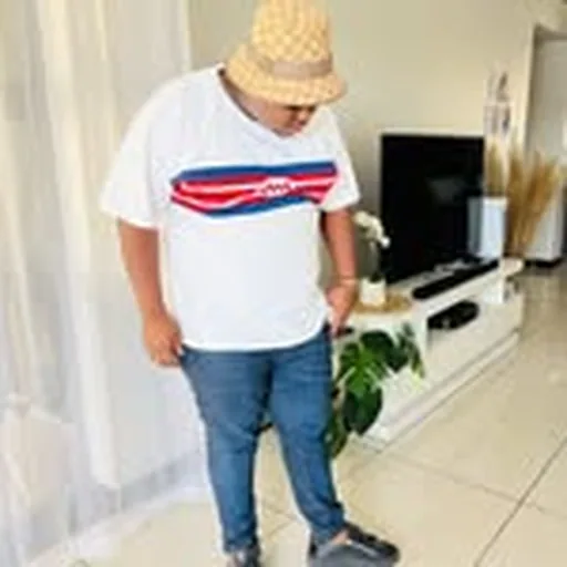 @ofentse_gipa profile image