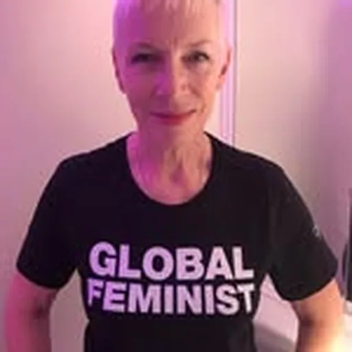 @officialannielennox profile image