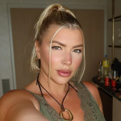@oliviadbowen profile image