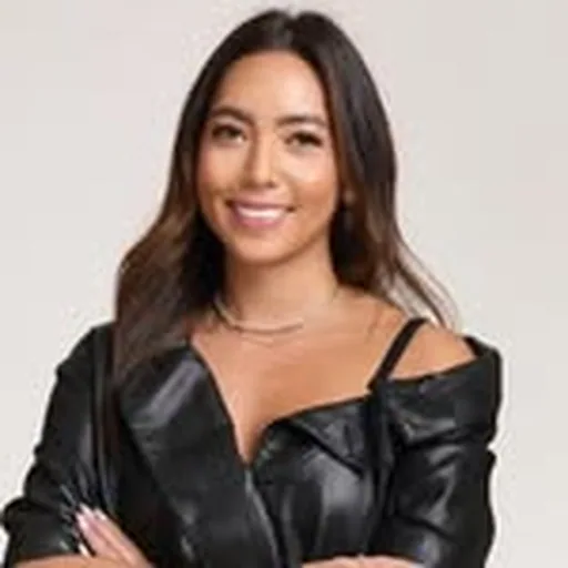 @olivialandau profile image