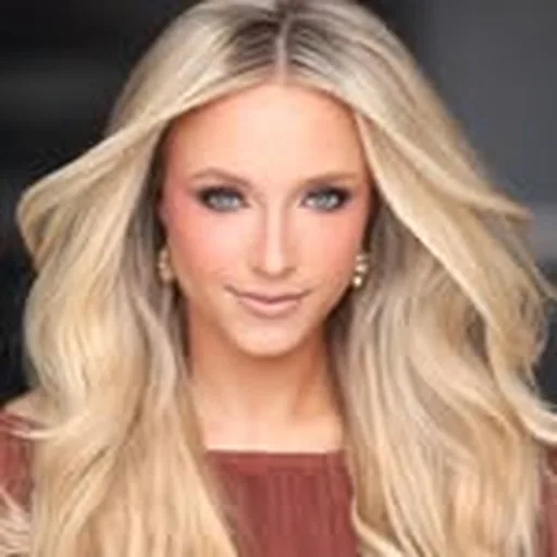 @olivialulich profile image