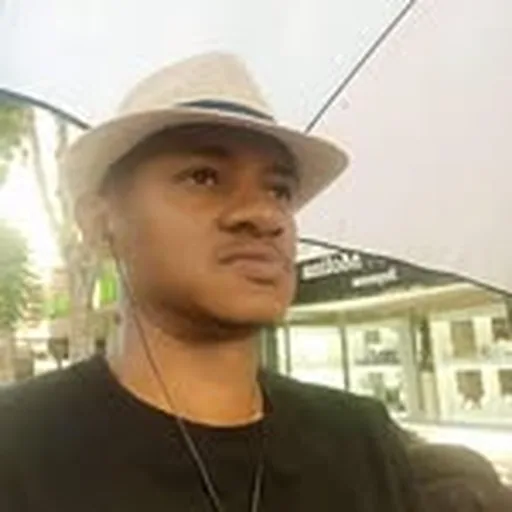 @omobronze profile image