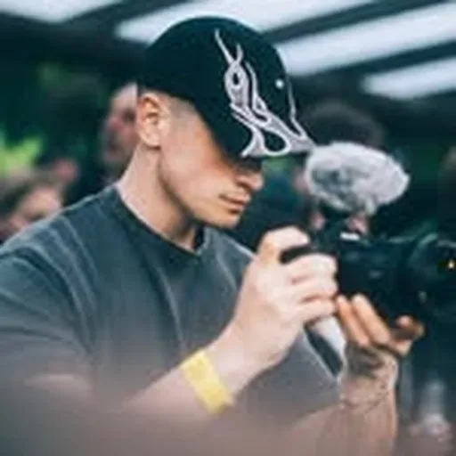 @ontheshoots profile image