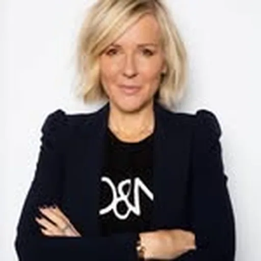 @originalqueeni profile image