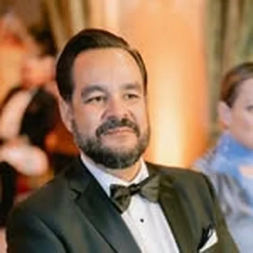 @oscar_arellano_realtor profile image