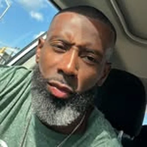 @oskino profile image