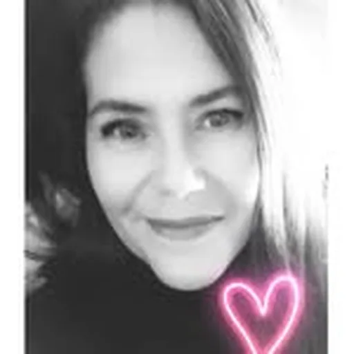 @overfiftyfashion profile image