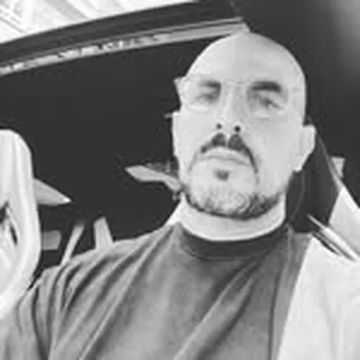 @oz.justwokeup profile image