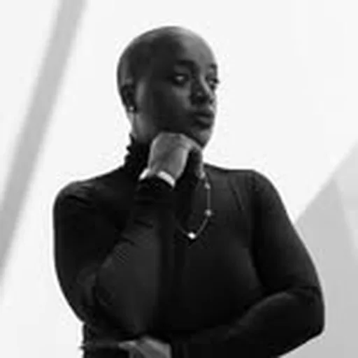 @p_hollywood profile image