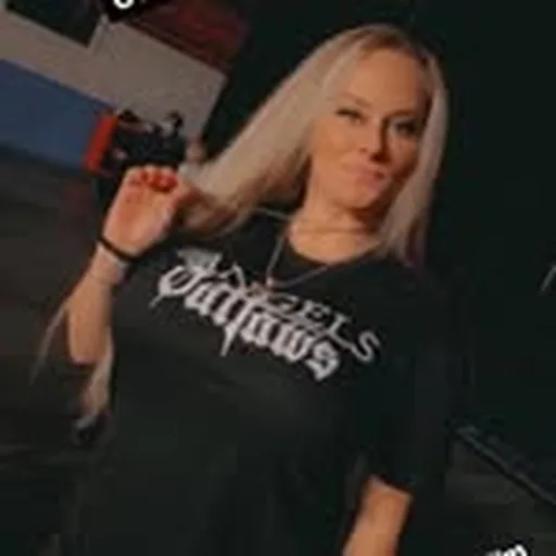 @pamelabutts profile image
