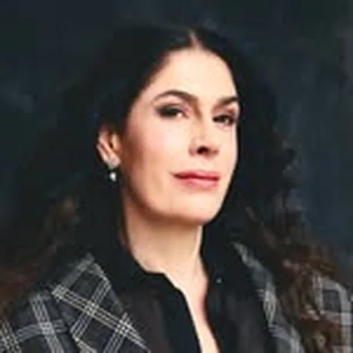 @paulalavigne profile image
