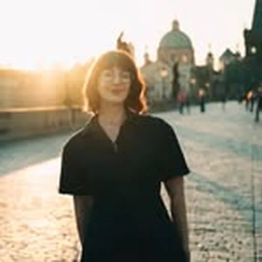 @paulinedarley profile image