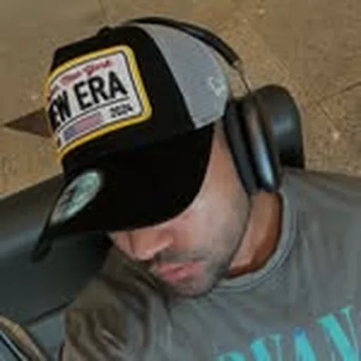 @paulmeteoro_ profile image
