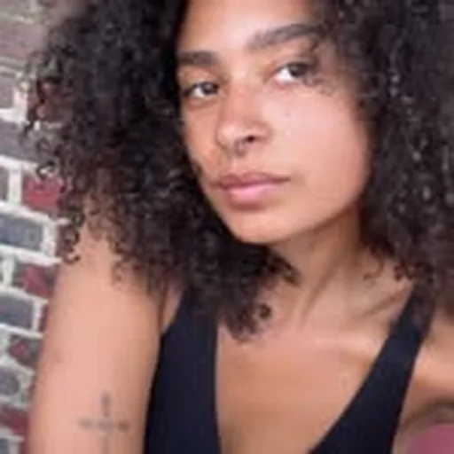 @peachyellz profile image