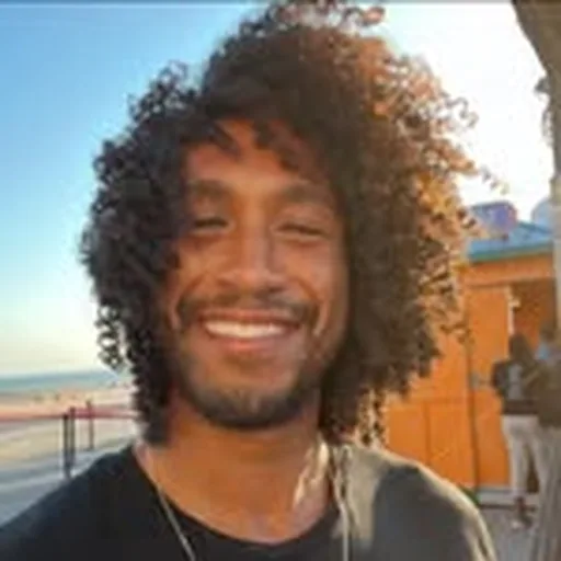 @pelejoez profile image