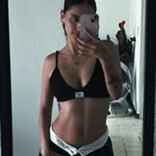 @pendeejandraa profile image