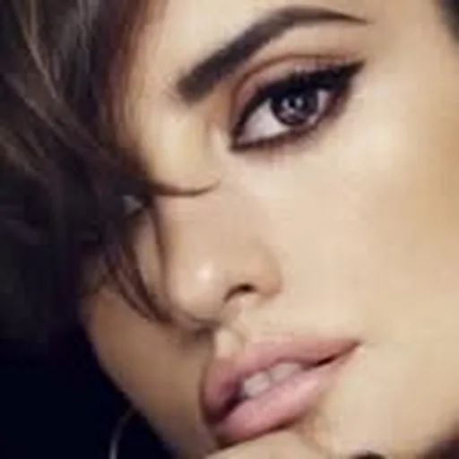 @penelopecruzoficial profile image