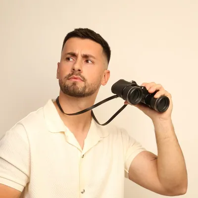 @peoplewatchingshow profile image