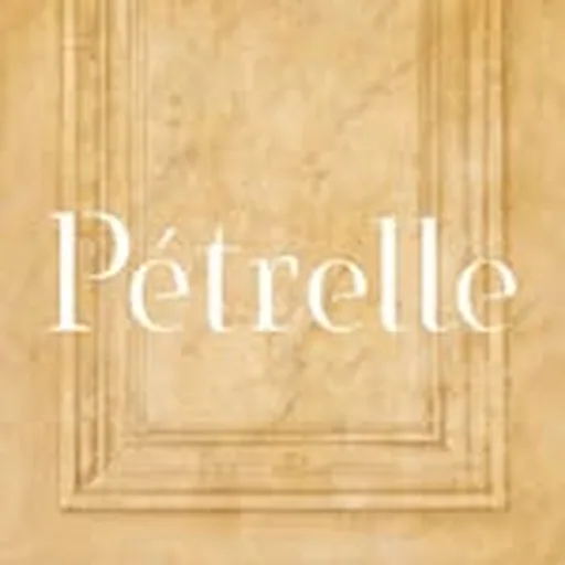 @petrelle.restaurant profile image