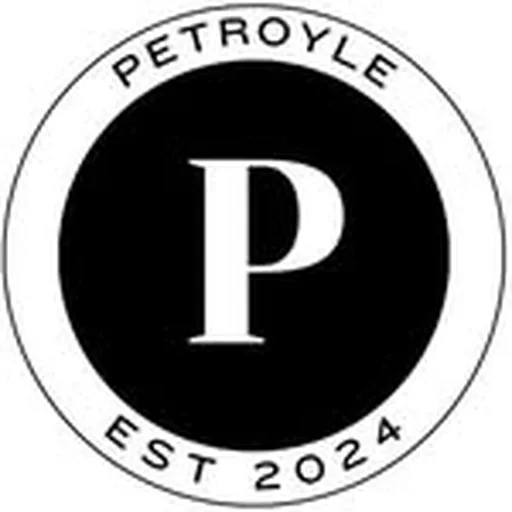 @petroyle_ profile image