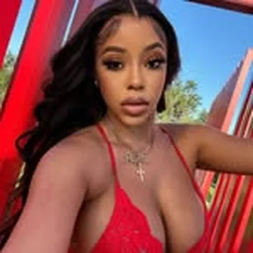 @pillymae profile image