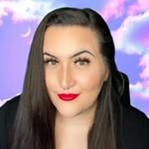 @planetsamantha_life profile image