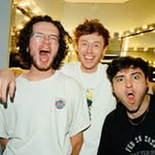 @pleasedontdestroy profile image