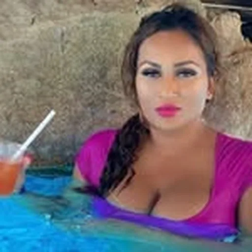 @pooja.model profile image