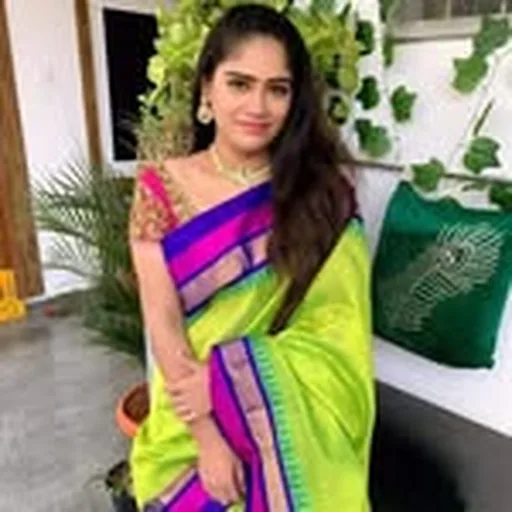 @priyanshi_collections profile image