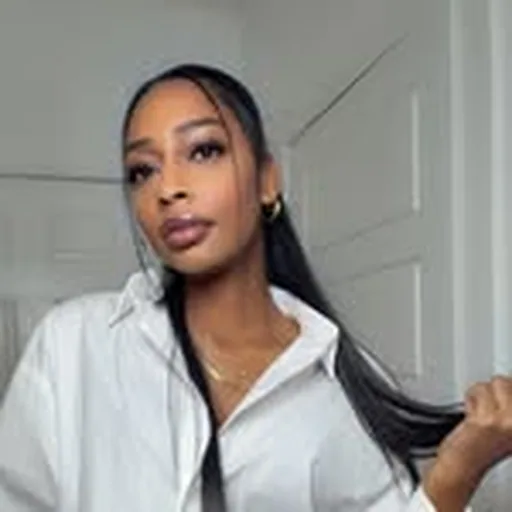 @productqueenvicki profile image