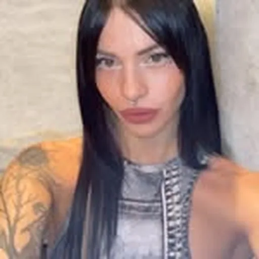 @pura_solenne profile image
