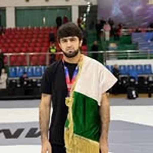 @qosim_sardorov profile image