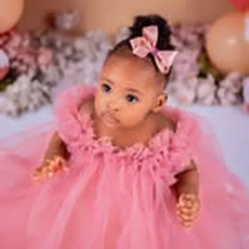 @queen_esther_katalia profile image