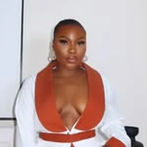 @queen_fayemiwo profile image