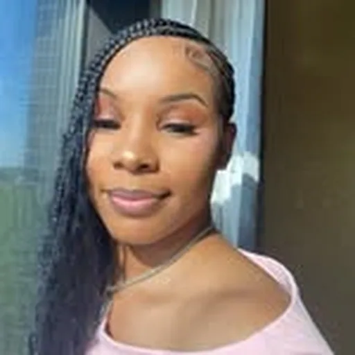 @qveen.evvv profile image