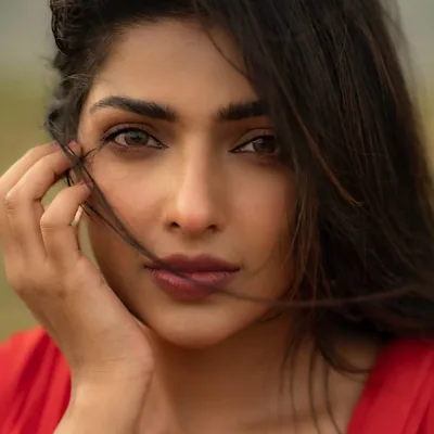 @raadyaofficial profile image