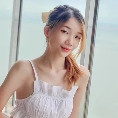 @rachealxlim profile image